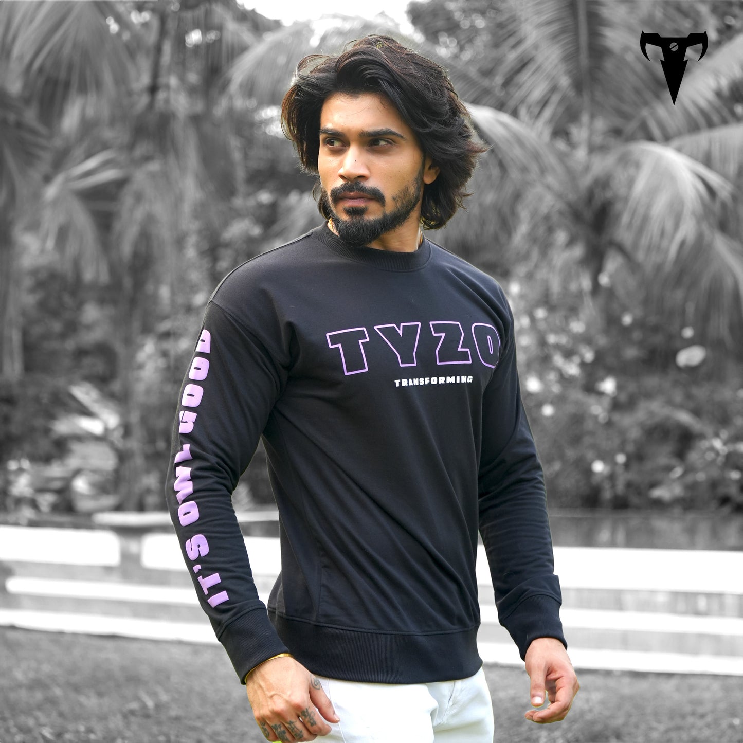 BLACK LONG SLEEVES TSHIRT