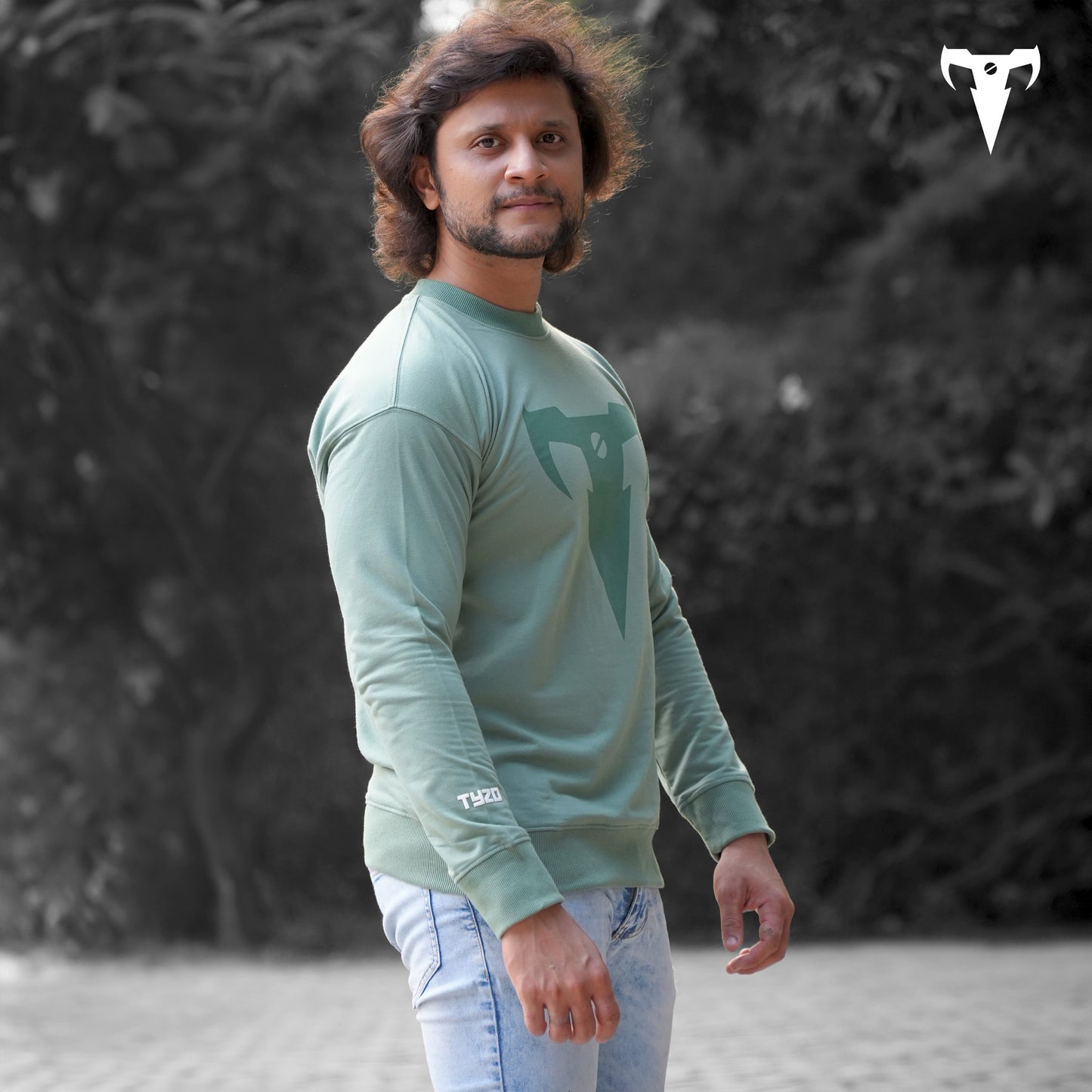 GREEN LONG SLEEVES TSHIRT