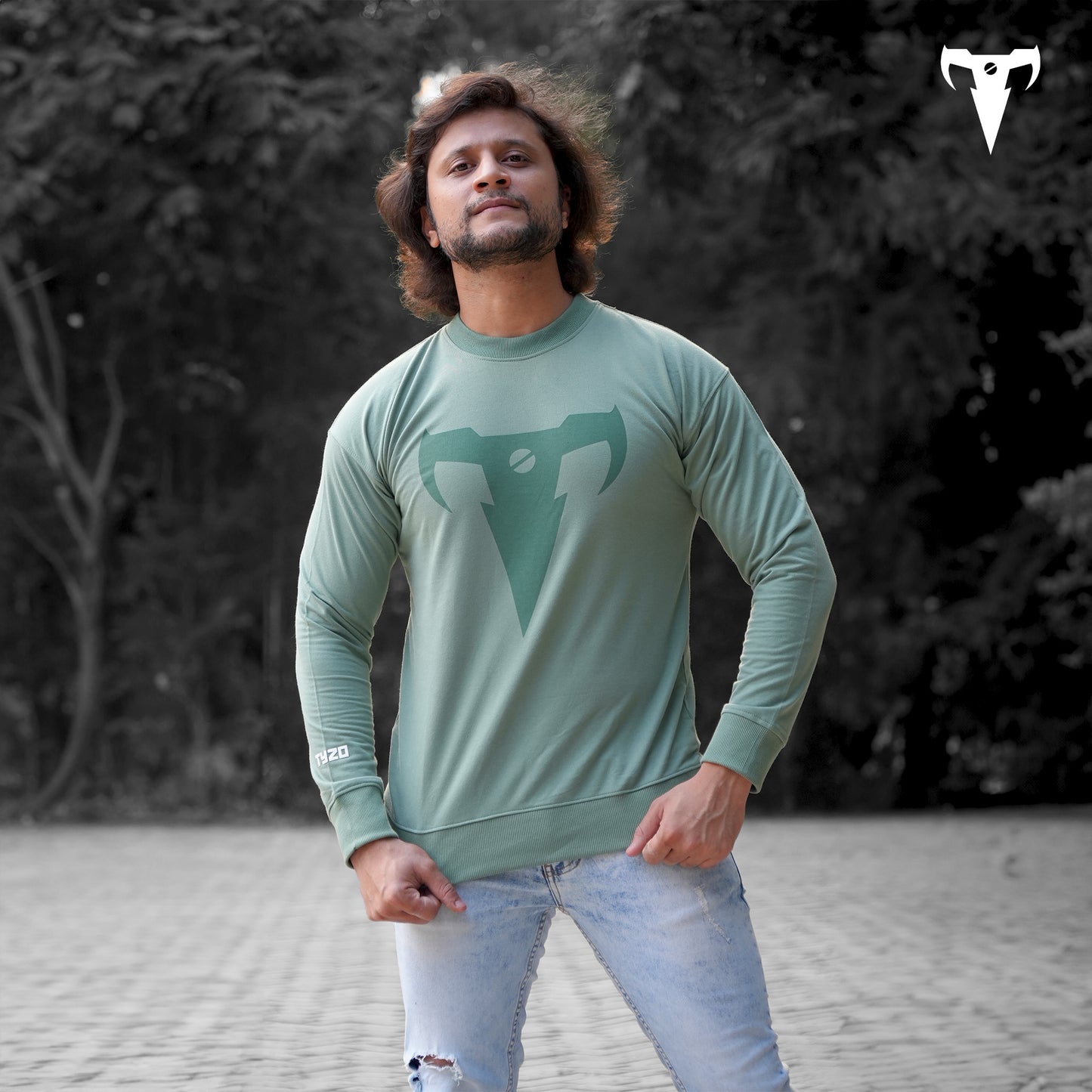 GREEN LONG SLEEVES TSHIRT